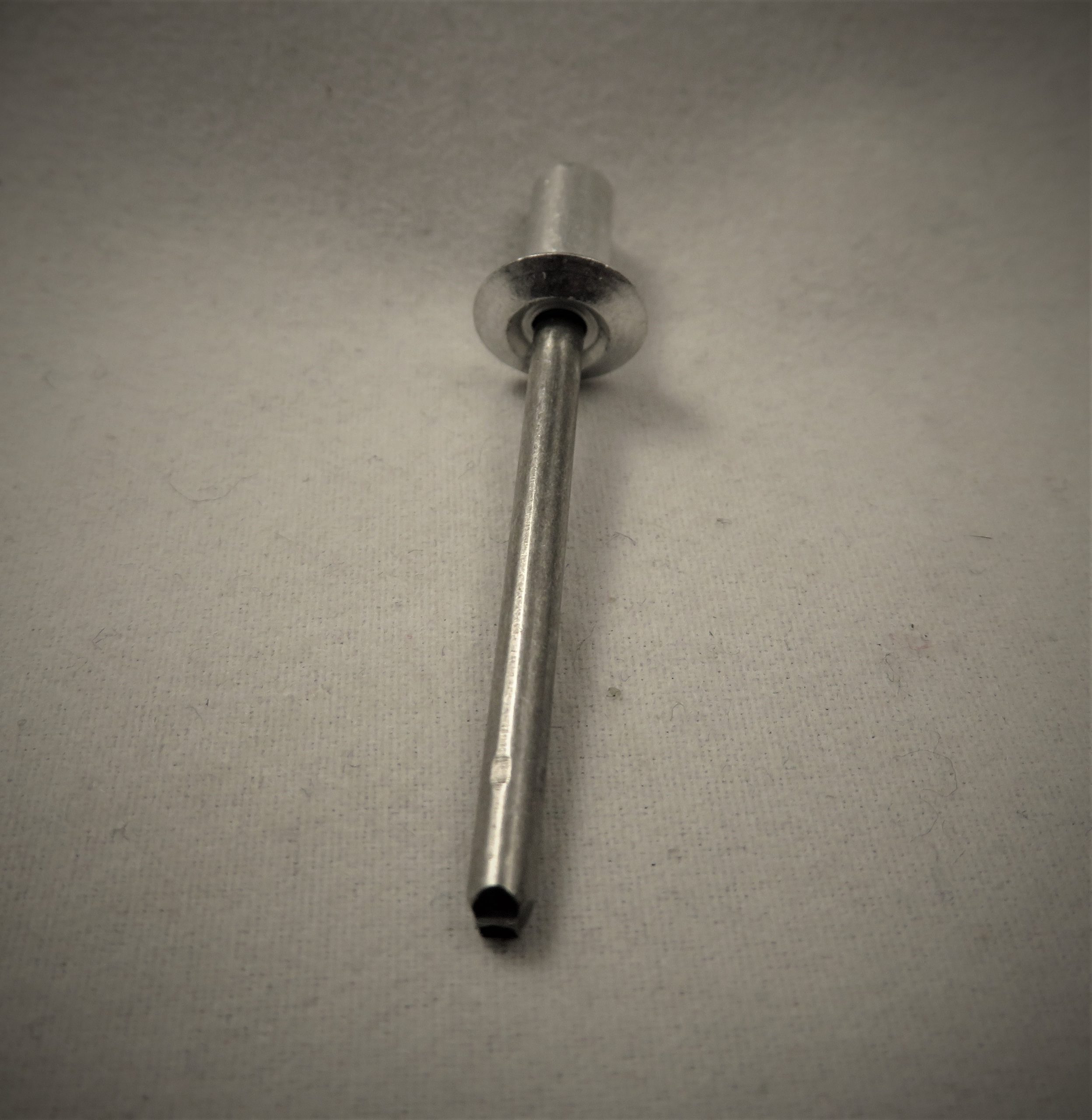 Gasdichte aluminium Popnagel 4,7x10 Gasdichte Aluminium Popnagels 4,7x10 - Afbeelding 1